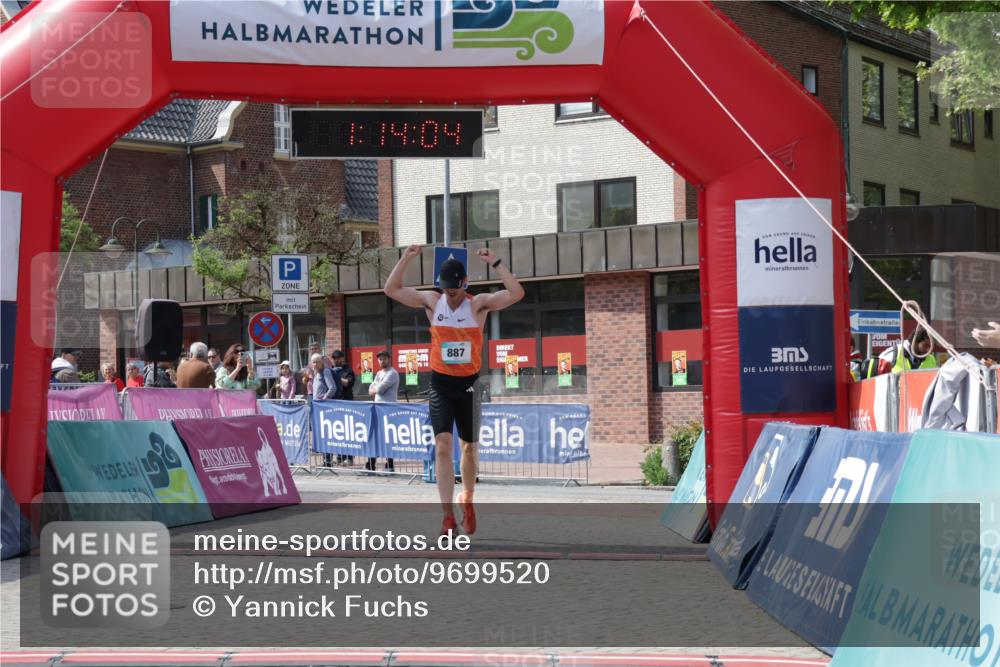 10.05.2026 - 8. Wedeler Halbmarathon Yannick Fuchs http://msf.ph/oto/9699520 10.05.2026 11:14:04 Ziel 887 meine-sportfotos.de