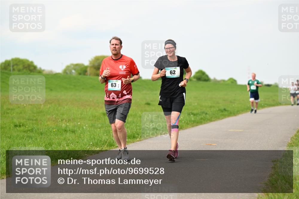 10.05.2026 - 8. Wedeler Halbmarathon Dr. Thomas Lammeyer http://msf.ph/oto/9699528 10.05.2026 11:37:27 Laufen  meine-sportfotos.de