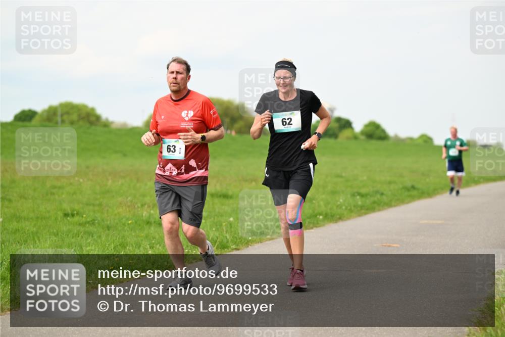10.05.2026 - 8. Wedeler Halbmarathon Dr. Thomas Lammeyer http://msf.ph/oto/9699533 10.05.2026 11:37:28 Laufen  meine-sportfotos.de