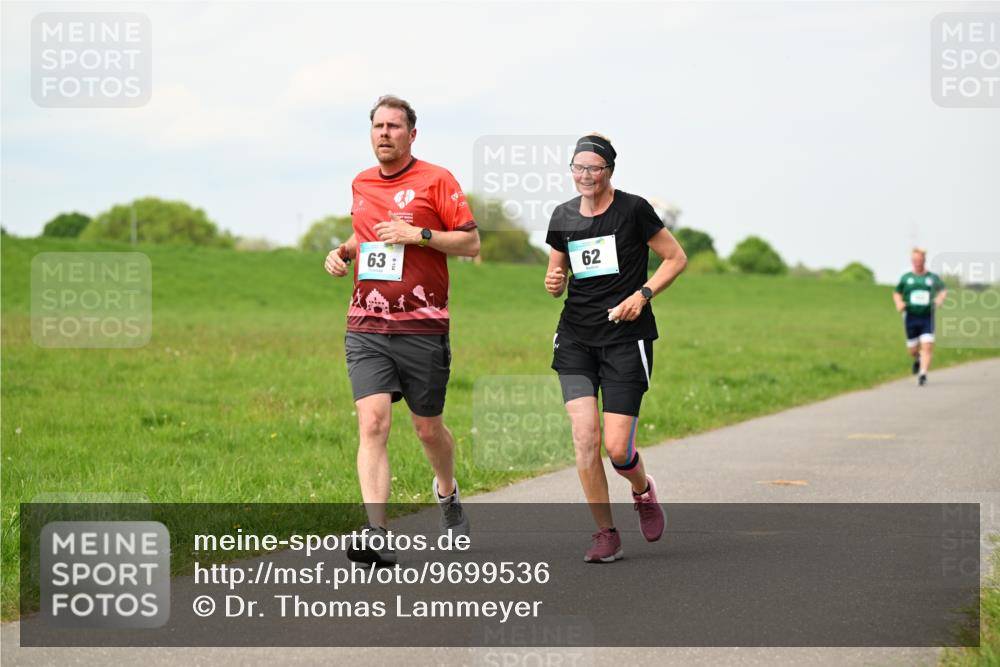 10.05.2026 - 8. Wedeler Halbmarathon Dr. Thomas Lammeyer http://msf.ph/oto/9699536 10.05.2026 11:37:28 Laufen  meine-sportfotos.de