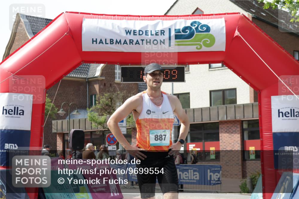 10.05.2026 - 8. Wedeler Halbmarathon Yannick Fuchs http://msf.ph/oto/9699554 10.05.2026 11:14:09 Ziel 887 meine-sportfotos.de