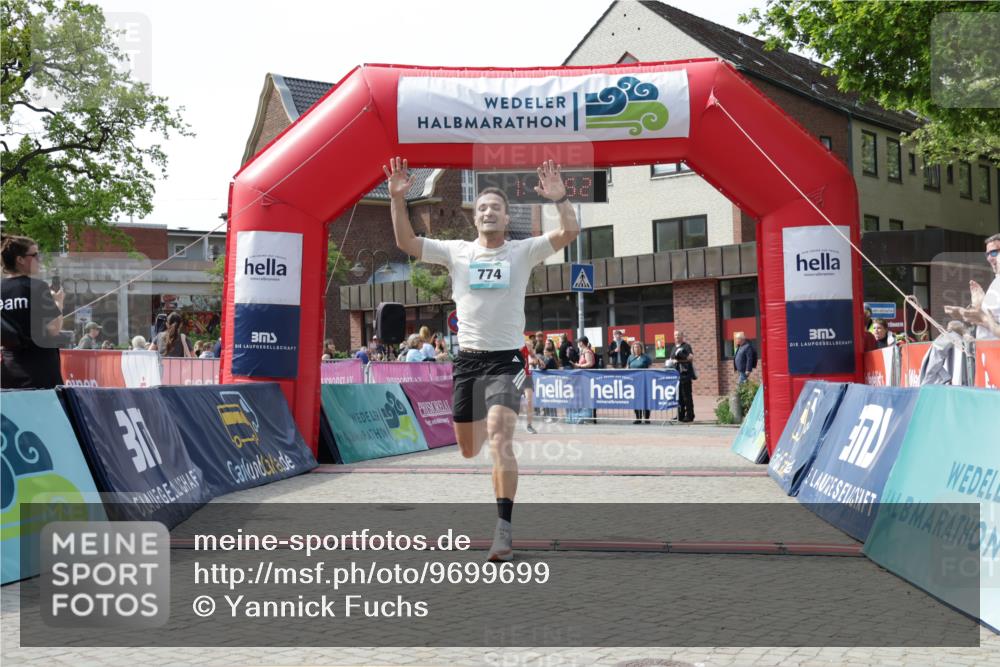 10.05.2026 - 8. Wedeler Halbmarathon Yannick Fuchs http://msf.ph/oto/9699699 10.05.2026 11:17:52 Ziel 774, 2246 meine-sportfotos.de