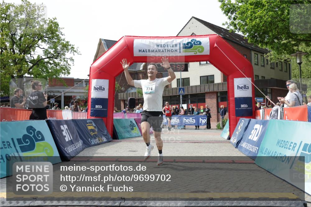 10.05.2026 - 8. Wedeler Halbmarathon Yannick Fuchs http://msf.ph/oto/9699702 10.05.2026 11:17:52 Ziel 774, 2246 meine-sportfotos.de
