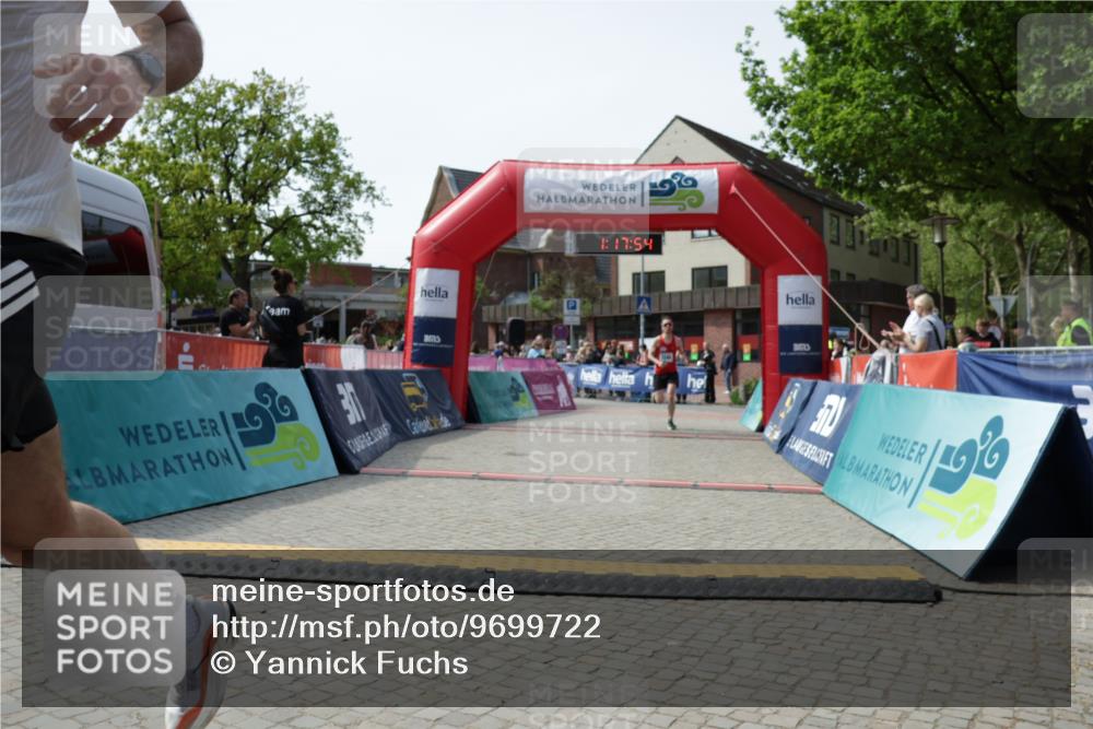 10.05.2026 - 8. Wedeler Halbmarathon Yannick Fuchs http://msf.ph/oto/9699722 10.05.2026 11:17:53 Ziel 774, 2246 meine-sportfotos.de