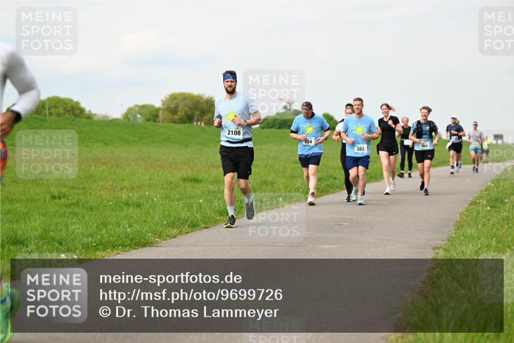 10.05.2026 - 8. Wedeler Halbmarathon Dr. Thomas Lammeyer http://msf.ph/oto/9699726 10.05.2026 11:37:58 Laufen 2108, 224, 664, 282 meine-sportfotos.de