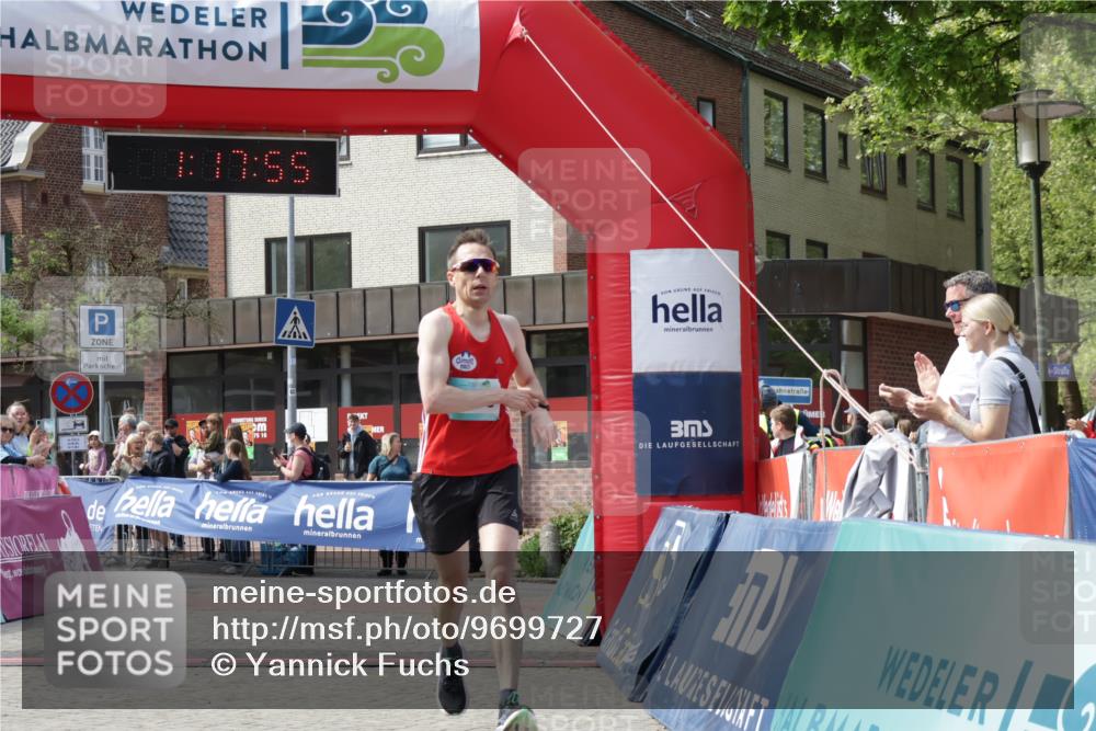 10.05.2026 - 8. Wedeler Halbmarathon Yannick Fuchs http://msf.ph/oto/9699727 10.05.2026 11:17:55 Ziel 774, 2246 meine-sportfotos.de