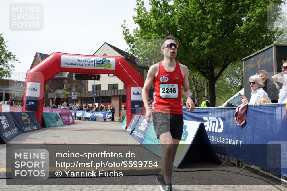 10.05.2026 - 8. Wedeler Halbmarathon Yannick Fuchs http://msf.ph/oto/9699754 10.05.2026 11:17:57 Ziel 774, 2246 meine-sportfotos.de