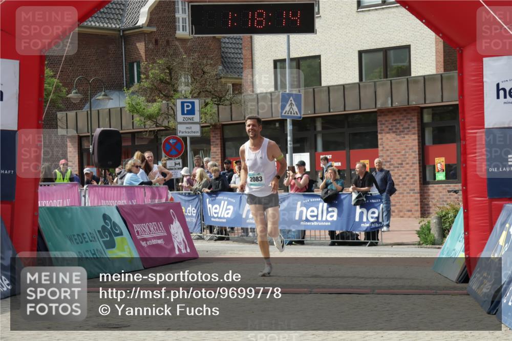 10.05.2026 - 8. Wedeler Halbmarathon Yannick Fuchs http://msf.ph/oto/9699778 10.05.2026 11:18:13 Ziel 802, 2083 meine-sportfotos.de