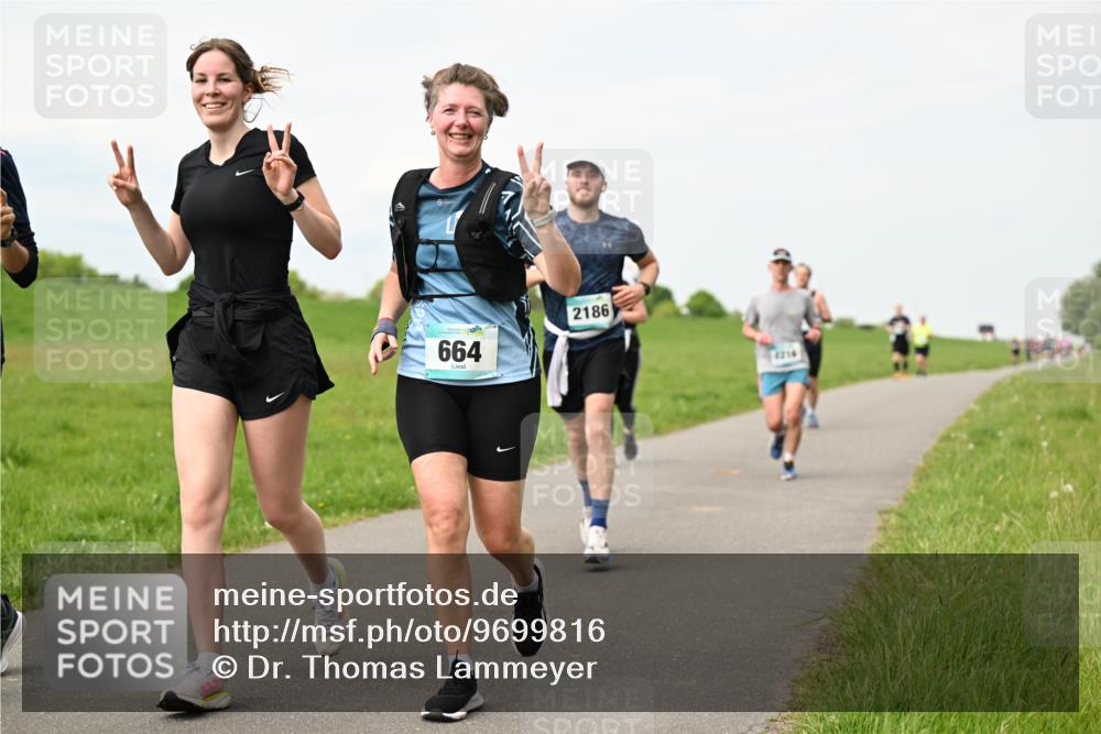 10.05.2026 - 8. Wedeler Halbmarathon Dr. Thomas Lammeyer http://msf.ph/oto/9699816 10.05.2026 11:38:07 Laufen 664, 2186 meine-sportfotos.de