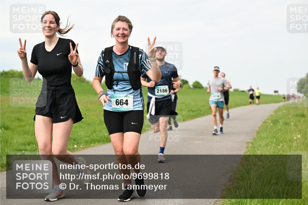 10.05.2026 - 8. Wedeler Halbmarathon Dr. Thomas Lammeyer http://msf.ph/oto/9699818 10.05.2026 11:38:07 Laufen 664, 2186 meine-sportfotos.de