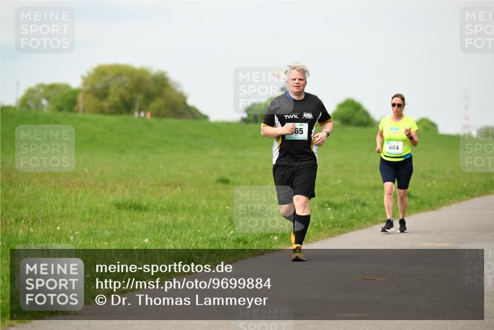 10.05.2026 - 8. Wedeler Halbmarathon Dr. Thomas Lammeyer http://msf.ph/oto/9699884 10.05.2026 11:38:20 Laufen 604 meine-sportfotos.de