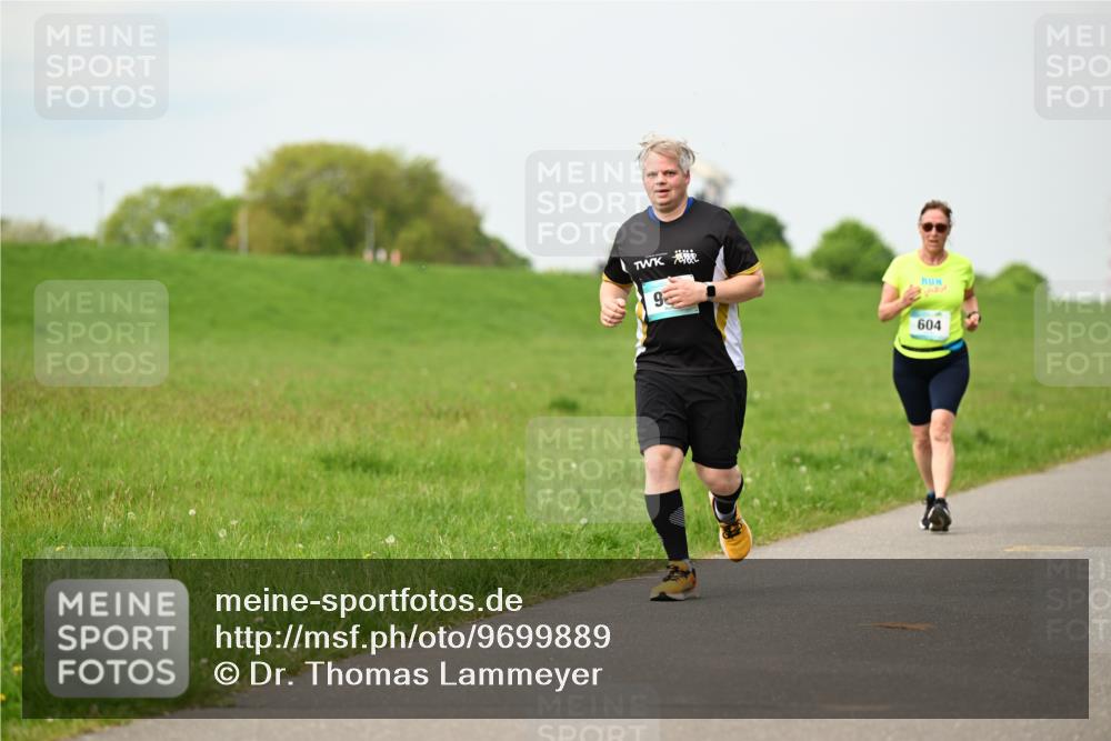10.05.2026 - 8. Wedeler Halbmarathon Dr. Thomas Lammeyer http://msf.ph/oto/9699889 10.05.2026 11:38:20 Laufen 604 meine-sportfotos.de