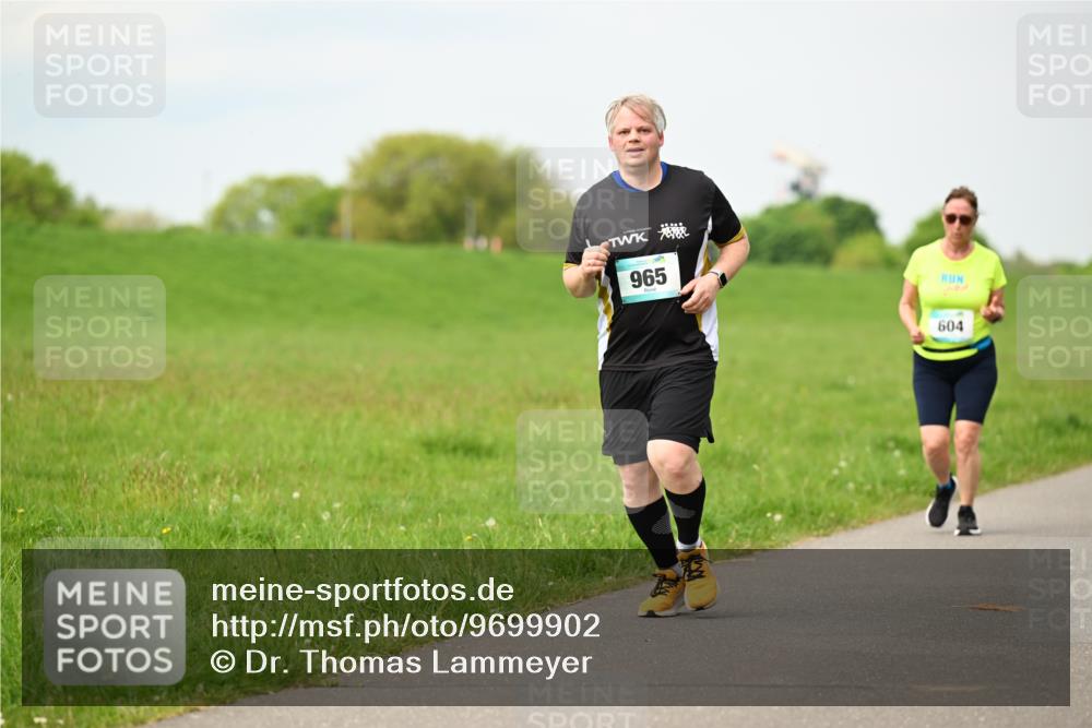 10.05.2026 - 8. Wedeler Halbmarathon Dr. Thomas Lammeyer http://msf.ph/oto/9699902 10.05.2026 11:38:21 Laufen 965, 604 meine-sportfotos.de