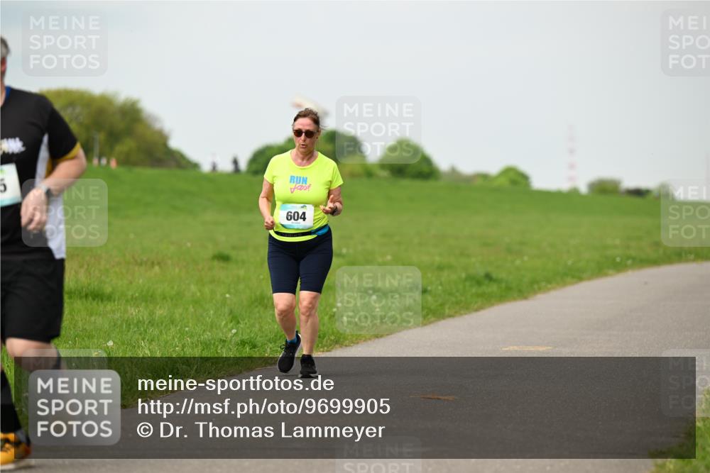 10.05.2026 - 8. Wedeler Halbmarathon Dr. Thomas Lammeyer http://msf.ph/oto/9699905 10.05.2026 11:38:22 Laufen 604 meine-sportfotos.de