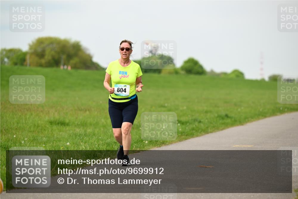10.05.2026 - 8. Wedeler Halbmarathon Dr. Thomas Lammeyer http://msf.ph/oto/9699912 10.05.2026 11:38:23 Laufen 604 meine-sportfotos.de
