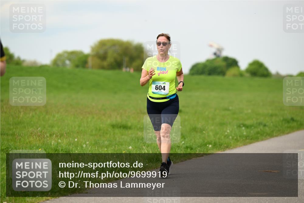 10.05.2026 - 8. Wedeler Halbmarathon Dr. Thomas Lammeyer http://msf.ph/oto/9699919 10.05.2026 11:38:24 Laufen 604 meine-sportfotos.de