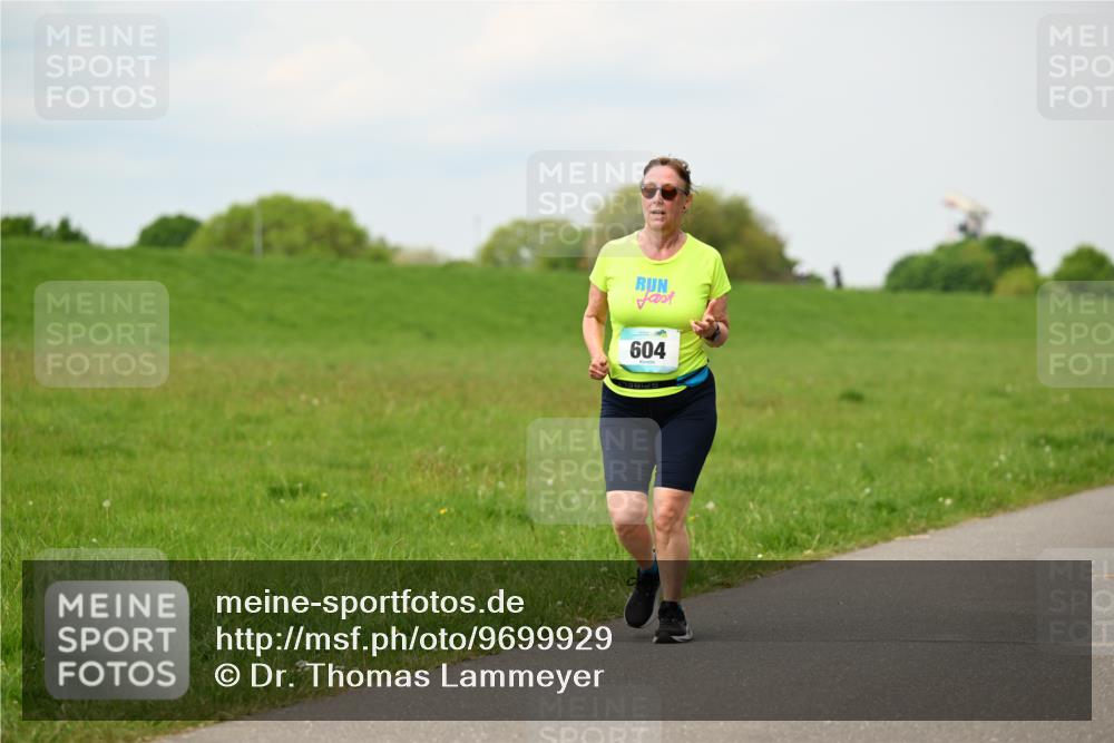 10.05.2026 - 8. Wedeler Halbmarathon Dr. Thomas Lammeyer http://msf.ph/oto/9699929 10.05.2026 11:38:25 Laufen 604 meine-sportfotos.de
