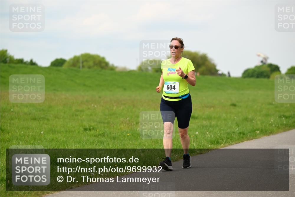 10.05.2026 - 8. Wedeler Halbmarathon Dr. Thomas Lammeyer http://msf.ph/oto/9699932 10.05.2026 11:38:25 Laufen 604 meine-sportfotos.de
