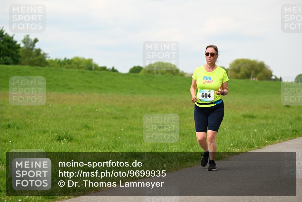 10.05.2026 - 8. Wedeler Halbmarathon Dr. Thomas Lammeyer http://msf.ph/oto/9699935 10.05.2026 11:38:25 Laufen 604 meine-sportfotos.de