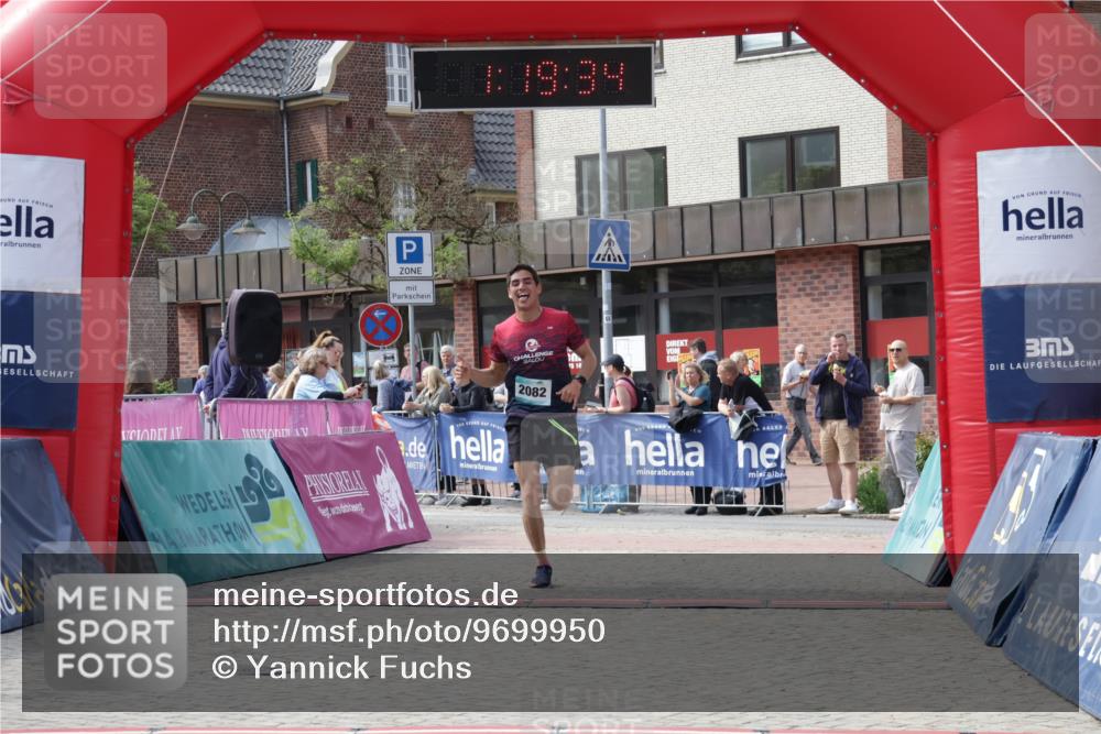 10.05.2026 - 8. Wedeler Halbmarathon Yannick Fuchs http://msf.ph/oto/9699950 10.05.2026 11:19:34 Ziel 2082 meine-sportfotos.de