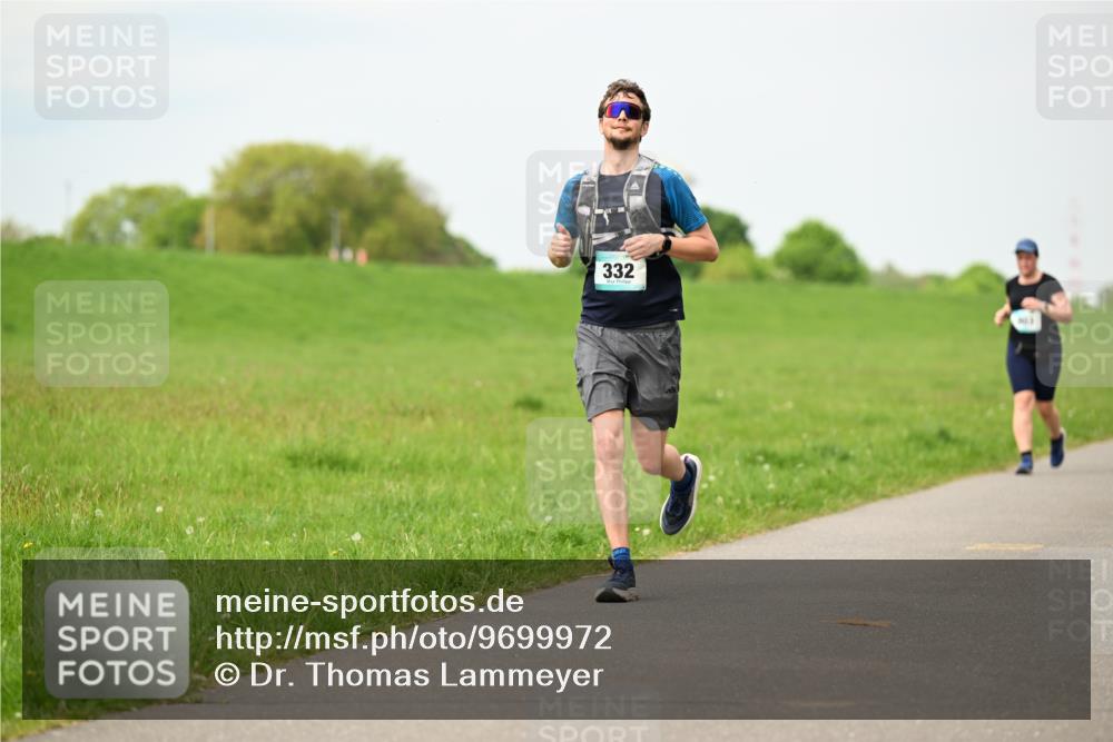 10.05.2026 - 8. Wedeler Halbmarathon Dr. Thomas Lammeyer http://msf.ph/oto/9699972 10.05.2026 11:38:44 Laufen 332 meine-sportfotos.de