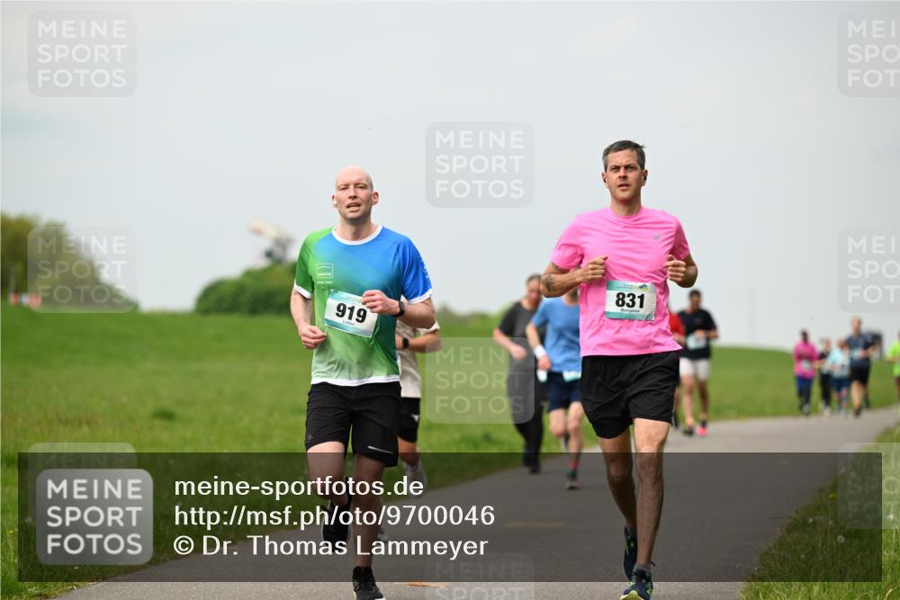 10.05.2026 - 8. Wedeler Halbmarathon Dr. Thomas Lammeyer http://msf.ph/oto/9700046 10.05.2026 11:38:55 Laufen 919, 831 meine-sportfotos.de