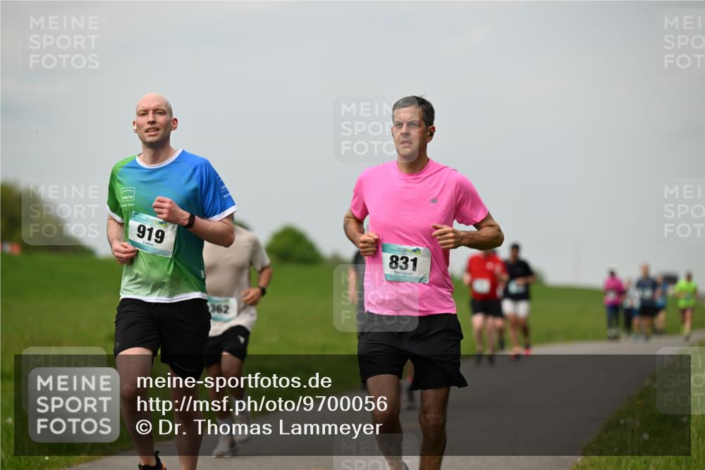 10.05.2026 - 8. Wedeler Halbmarathon Dr. Thomas Lammeyer http://msf.ph/oto/9700056 10.05.2026 11:38:56 Laufen 919, 362, 831 meine-sportfotos.de