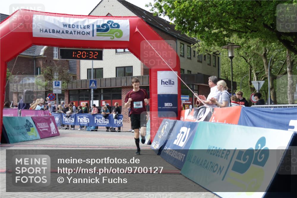 10.05.2026 - 8. Wedeler Halbmarathon Yannick Fuchs http://msf.ph/oto/9700127 10.05.2026 11:20:31 Ziel 788 meine-sportfotos.de