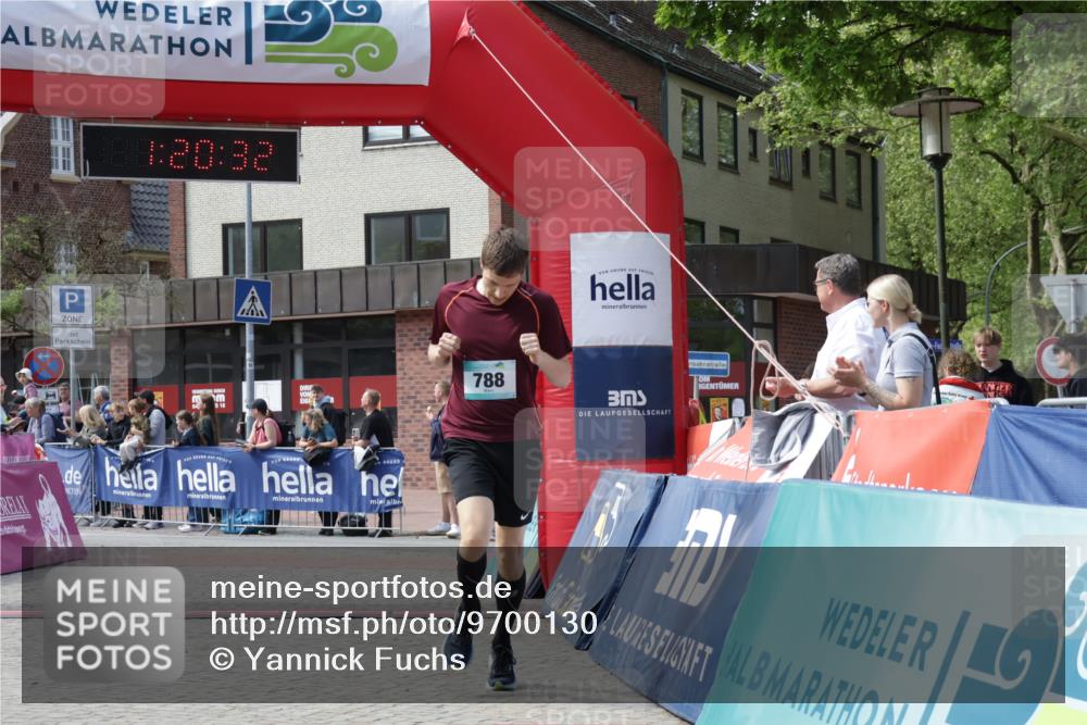 10.05.2026 - 8. Wedeler Halbmarathon Yannick Fuchs http://msf.ph/oto/9700130 10.05.2026 11:20:32 Ziel 788 meine-sportfotos.de