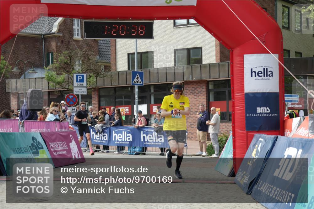 10.05.2026 - 8. Wedeler Halbmarathon Yannick Fuchs http://msf.ph/oto/9700169 10.05.2026 11:20:38 Ziel 791, 2198 meine-sportfotos.de