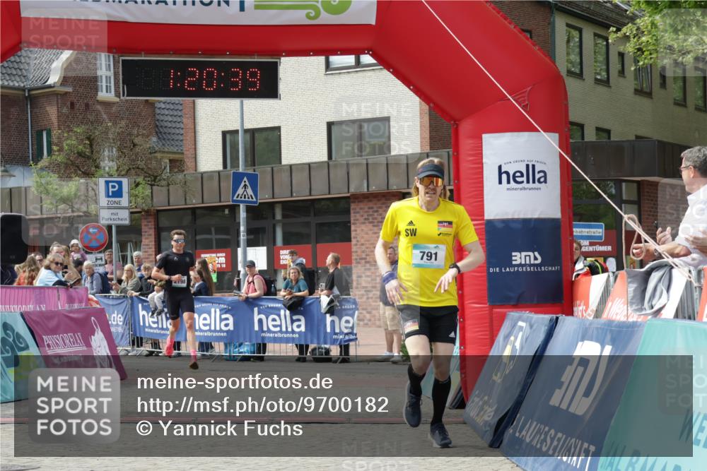10.05.2026 - 8. Wedeler Halbmarathon Yannick Fuchs http://msf.ph/oto/9700182 10.05.2026 11:20:39 Ziel 791, 2198 meine-sportfotos.de