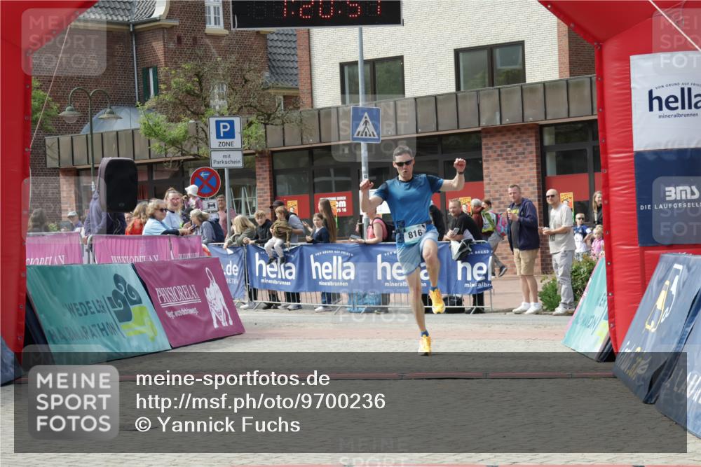 10.05.2026 - 8. Wedeler Halbmarathon Yannick Fuchs http://msf.ph/oto/9700236 10.05.2026 11:20:56 Ziel 816 meine-sportfotos.de