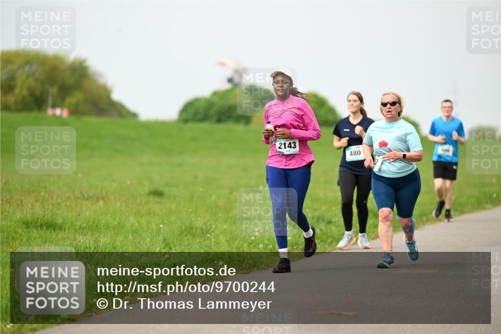 10.05.2026 - 8. Wedeler Halbmarathon Dr. Thomas Lammeyer http://msf.ph/oto/9700244 10.05.2026 11:39:17 Laufen 2143, 480 meine-sportfotos.de