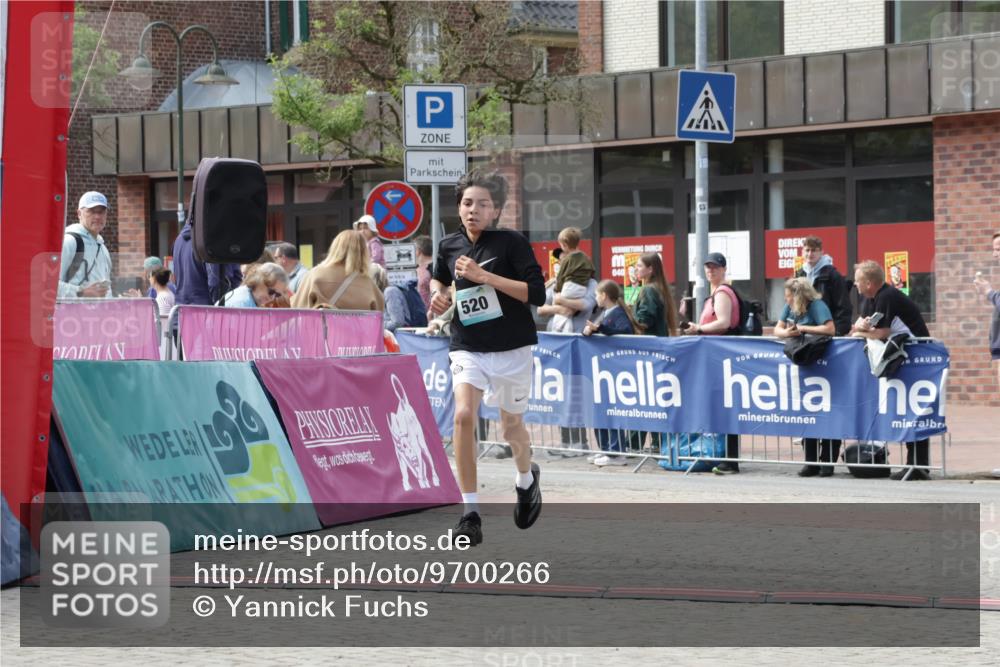 10.05.2026 - 8. Wedeler Halbmarathon Yannick Fuchs http://msf.ph/oto/9700266 10.05.2026 11:21:15 Ziel 520 meine-sportfotos.de