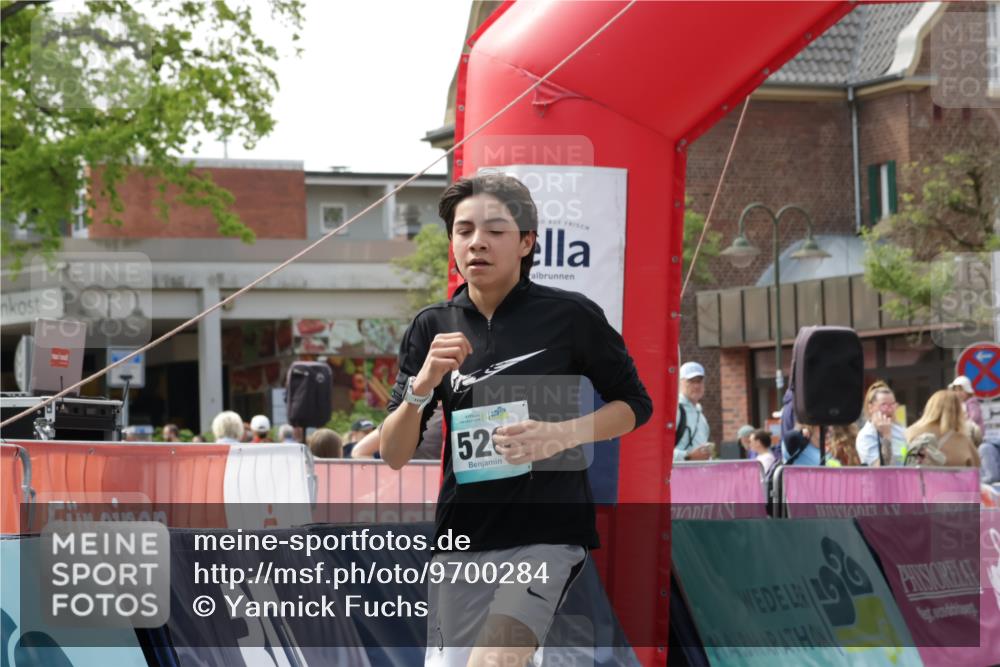 10.05.2026 - 8. Wedeler Halbmarathon Yannick Fuchs http://msf.ph/oto/9700284 10.05.2026 11:21:17 Ziel 520 meine-sportfotos.de