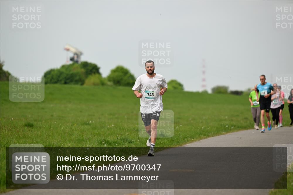 10.05.2026 - 8. Wedeler Halbmarathon Dr. Thomas Lammeyer http://msf.ph/oto/9700347 10.05.2026 11:39:30 Laufen 743 meine-sportfotos.de