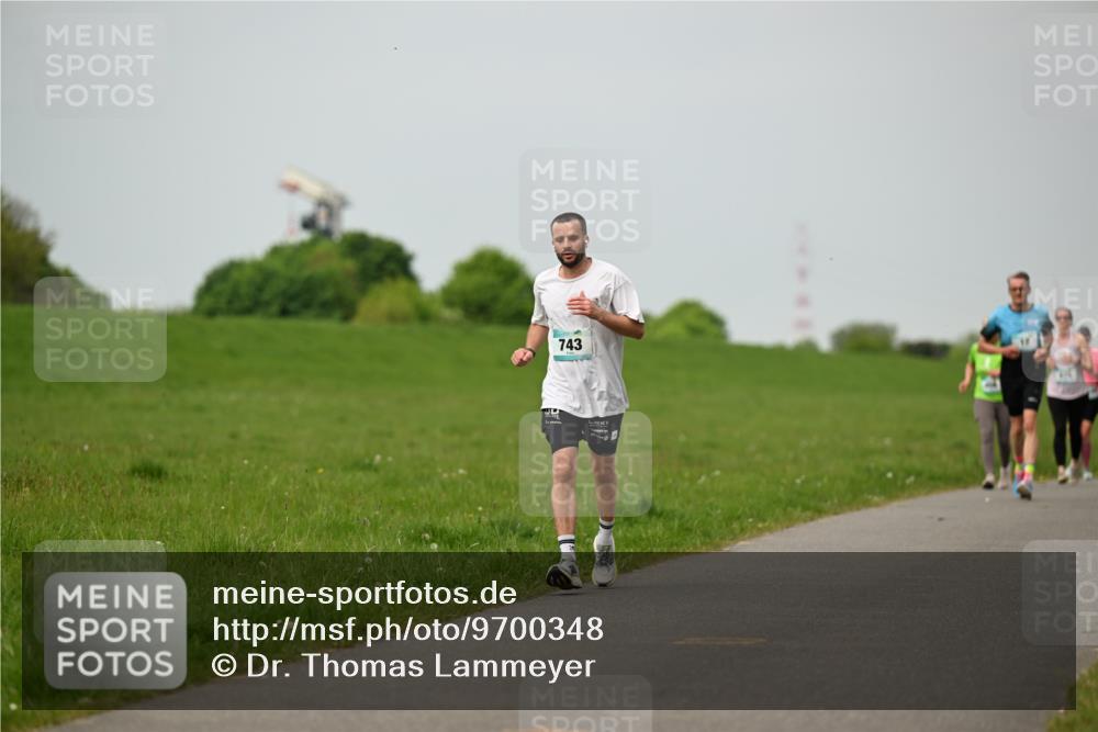 10.05.2026 - 8. Wedeler Halbmarathon Dr. Thomas Lammeyer http://msf.ph/oto/9700348 10.05.2026 11:39:30 Laufen 743 meine-sportfotos.de