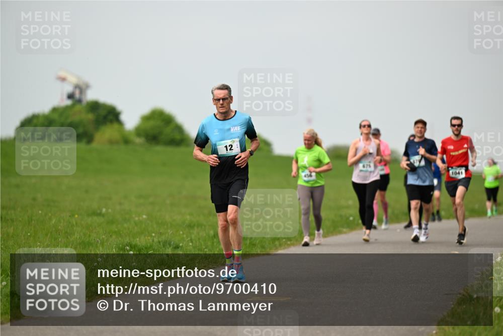 10.05.2026 - 8. Wedeler Halbmarathon Dr. Thomas Lammeyer http://msf.ph/oto/9700410 10.05.2026 11:39:37 Laufen 1041 meine-sportfotos.de