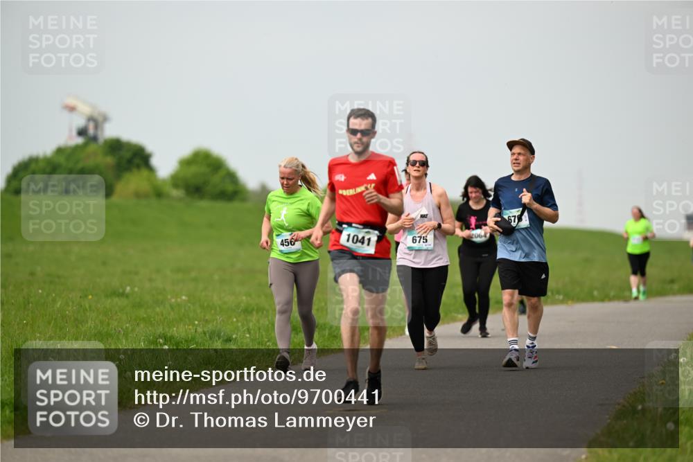 10.05.2026 - 8. Wedeler Halbmarathon Dr. Thomas Lammeyer http://msf.ph/oto/9700441 10.05.2026 11:39:42 Laufen 456, 1041, 675, 2064 meine-sportfotos.de