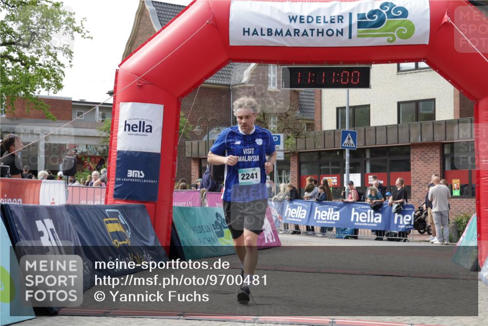 10.05.2026 - 8. Wedeler Halbmarathon Yannick Fuchs http://msf.ph/oto/9700481 10.05.2026 11:22:13 Ziel 2241 meine-sportfotos.de