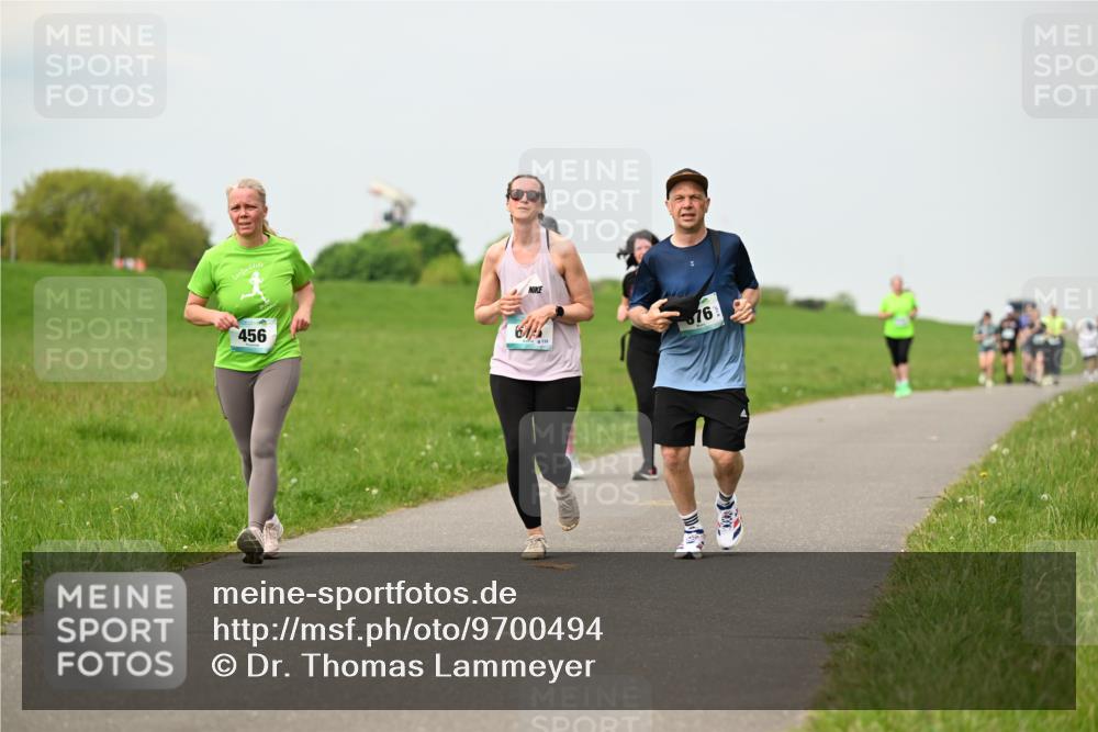 10.05.2026 - 8. Wedeler Halbmarathon Dr. Thomas Lammeyer http://msf.ph/oto/9700494 10.05.2026 11:39:47 Laufen 456 meine-sportfotos.de