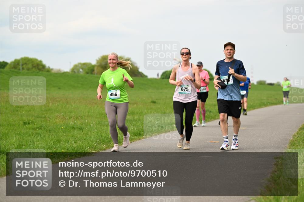 10.05.2026 - 8. Wedeler Halbmarathon Dr. Thomas Lammeyer http://msf.ph/oto/9700510 10.05.2026 11:39:48 Laufen 456, 675, 2109 meine-sportfotos.de