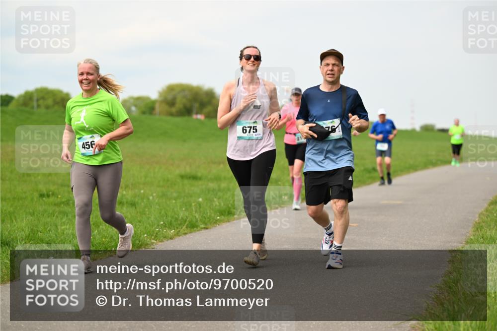 10.05.2026 - 8. Wedeler Halbmarathon Dr. Thomas Lammeyer http://msf.ph/oto/9700520 10.05.2026 11:39:50 Laufen 456, 675, 135 meine-sportfotos.de