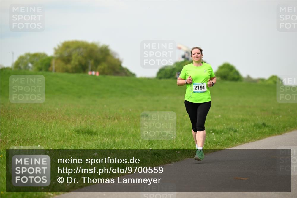 10.05.2026 - 8. Wedeler Halbmarathon Dr. Thomas Lammeyer http://msf.ph/oto/9700559 10.05.2026 11:40:01 Laufen 2017, 2191 meine-sportfotos.de