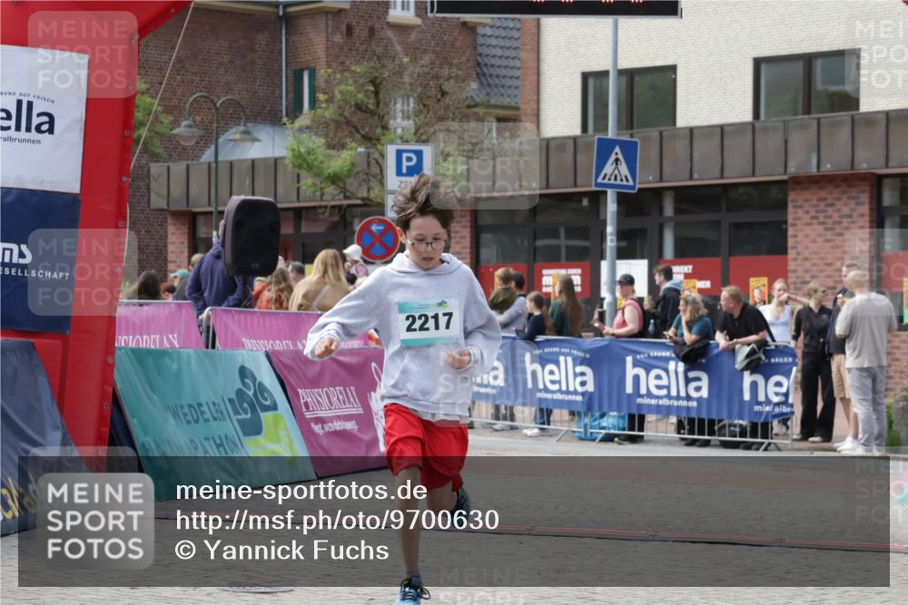 10.05.2026 - 8. Wedeler Halbmarathon Yannick Fuchs http://msf.ph/oto/9700630 10.05.2026 11:22:56 Ziel 251, 2217 meine-sportfotos.de
