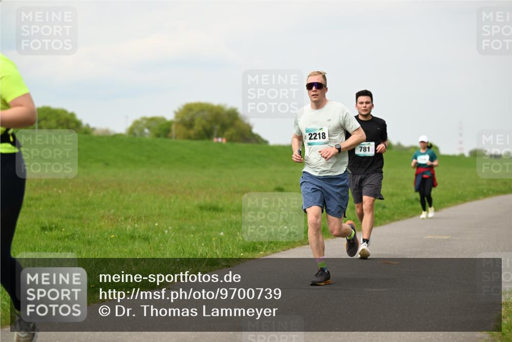 10.05.2026 - 8. Wedeler Halbmarathon Dr. Thomas Lammeyer http://msf.ph/oto/9700739 10.05.2026 11:40:23 Laufen 2218, 781 meine-sportfotos.de