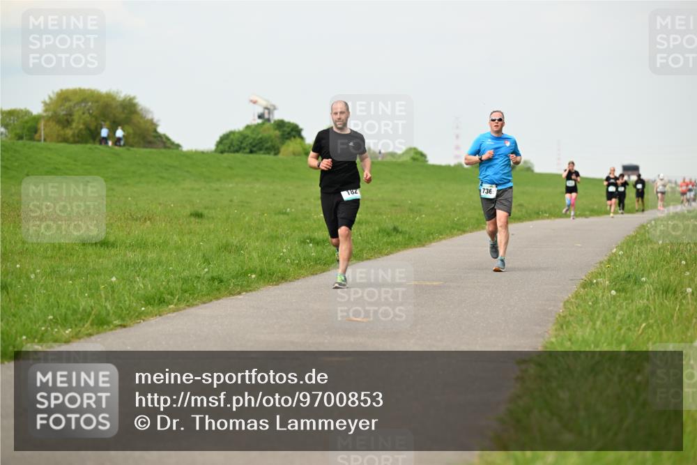 10.05.2026 - 8. Wedeler Halbmarathon Dr. Thomas Lammeyer http://msf.ph/oto/9700853 10.05.2026 11:40:50 Laufen 182, 736 meine-sportfotos.de