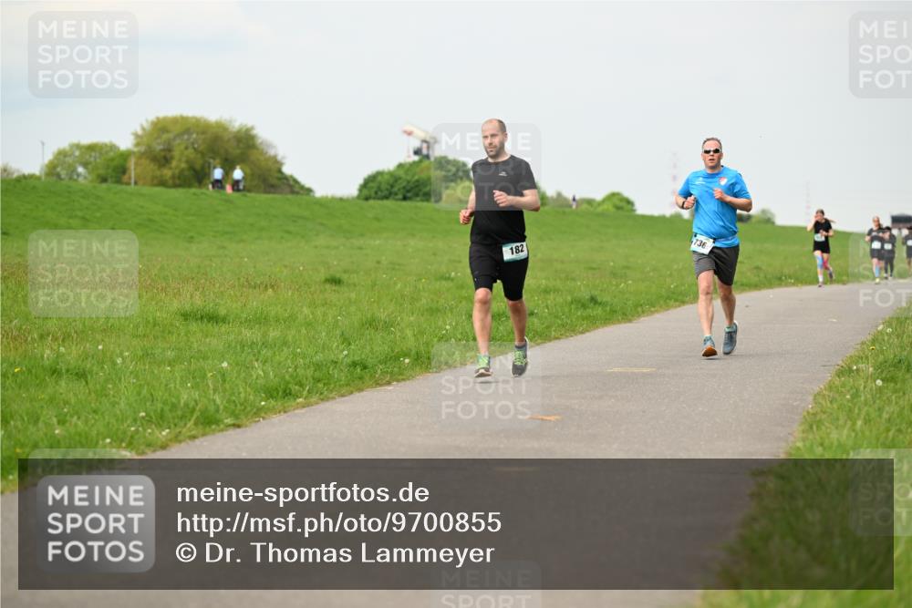 10.05.2026 - 8. Wedeler Halbmarathon Dr. Thomas Lammeyer http://msf.ph/oto/9700855 10.05.2026 11:40:50 Laufen 182, 736 meine-sportfotos.de