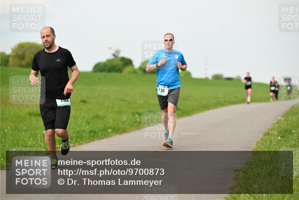 10.05.2026 - 8. Wedeler Halbmarathon Dr. Thomas Lammeyer http://msf.ph/oto/9700873 10.05.2026 11:40:53 Laufen 736, 201 meine-sportfotos.de