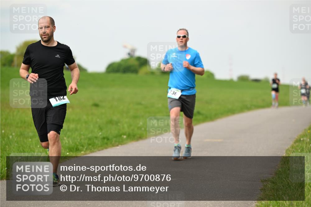 10.05.2026 - 8. Wedeler Halbmarathon Dr. Thomas Lammeyer http://msf.ph/oto/9700876 10.05.2026 11:40:53 Laufen 736, 182 meine-sportfotos.de
